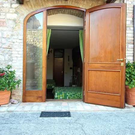 Monolocale L'anfiteatro Πανσιόν