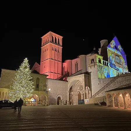 Monolocale L'anfiteatro Πανσιόν Ασίζη
